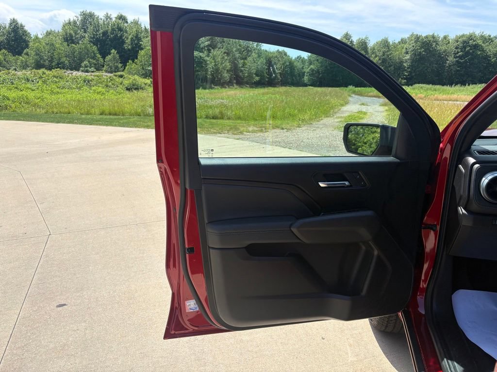 New 2026 Chevrolet Colorado LT AWD/4WD image 13