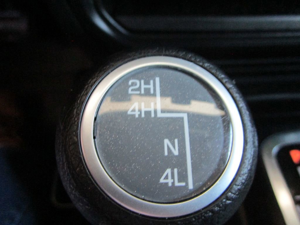 Used 2021 Jeep Gladiator Overland w/ Dual Top Group AWD/4WD image 43