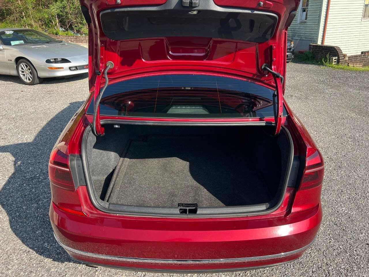 Used 2019 Volkswagen Passat 2.0T Wolfsburg w/ Wheels & Sunroof Package FWD image 25