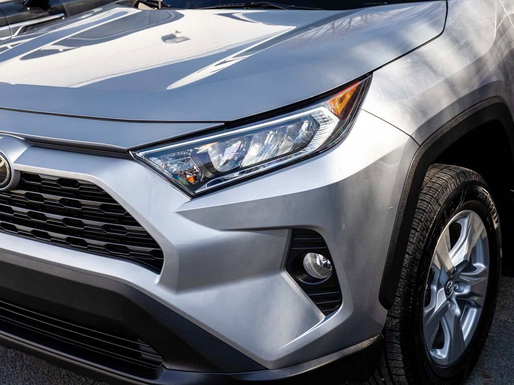 Used 2019 Toyota RAV4 XLE w/ All Weather Liner Package image 37