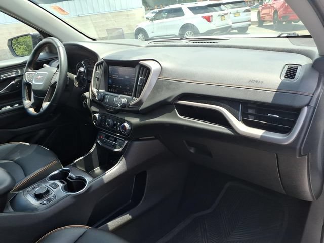 Used 2024 GMC Terrain AT4 w/ Tech Package AWD/4WD image 17