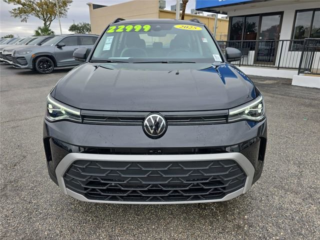 Used 2025 Volkswagen Taos S image 2