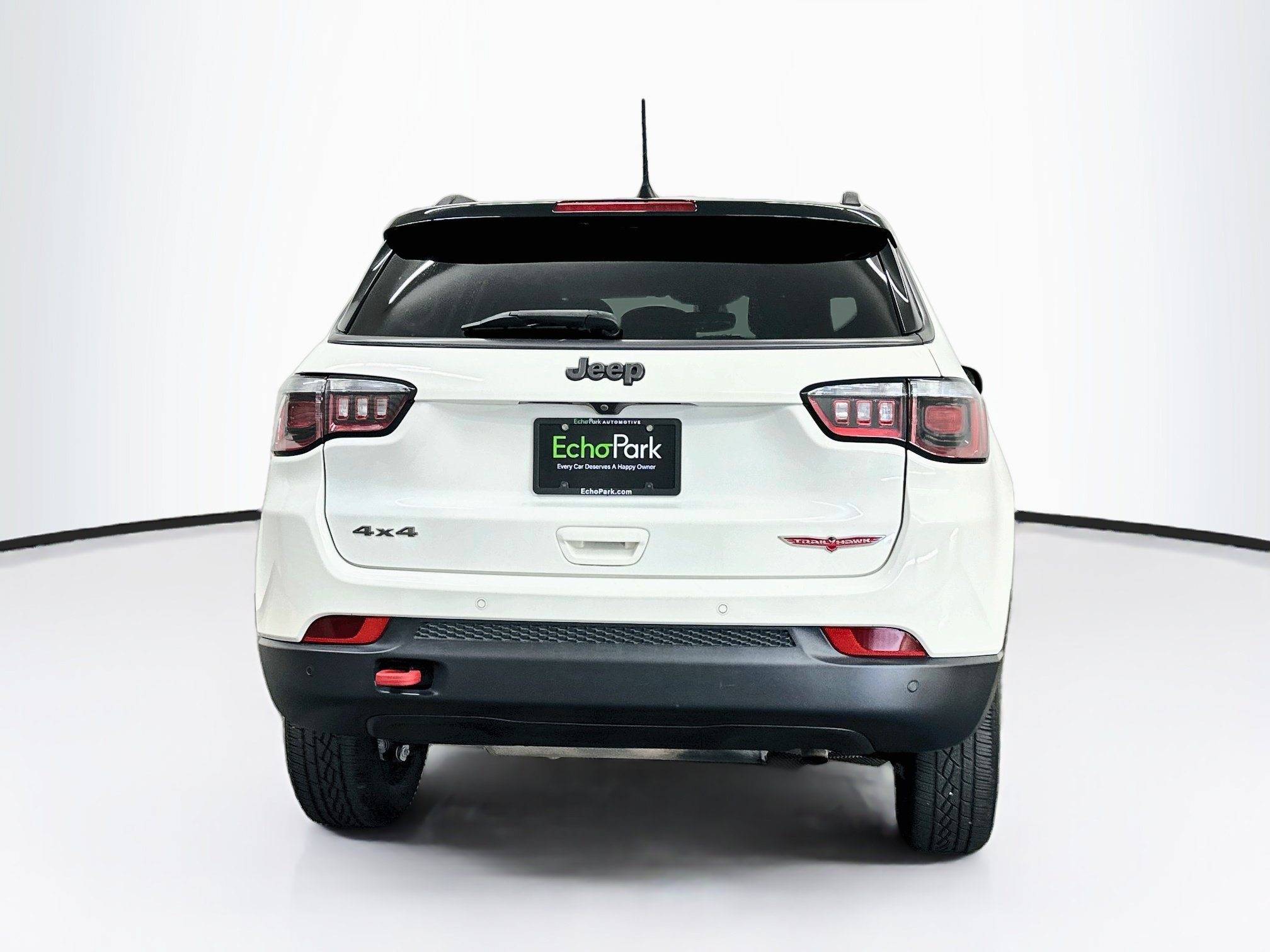 Used 2019 Jeep Compass Trailhawk w/ Cold Weather Group AWD/4WD image 7