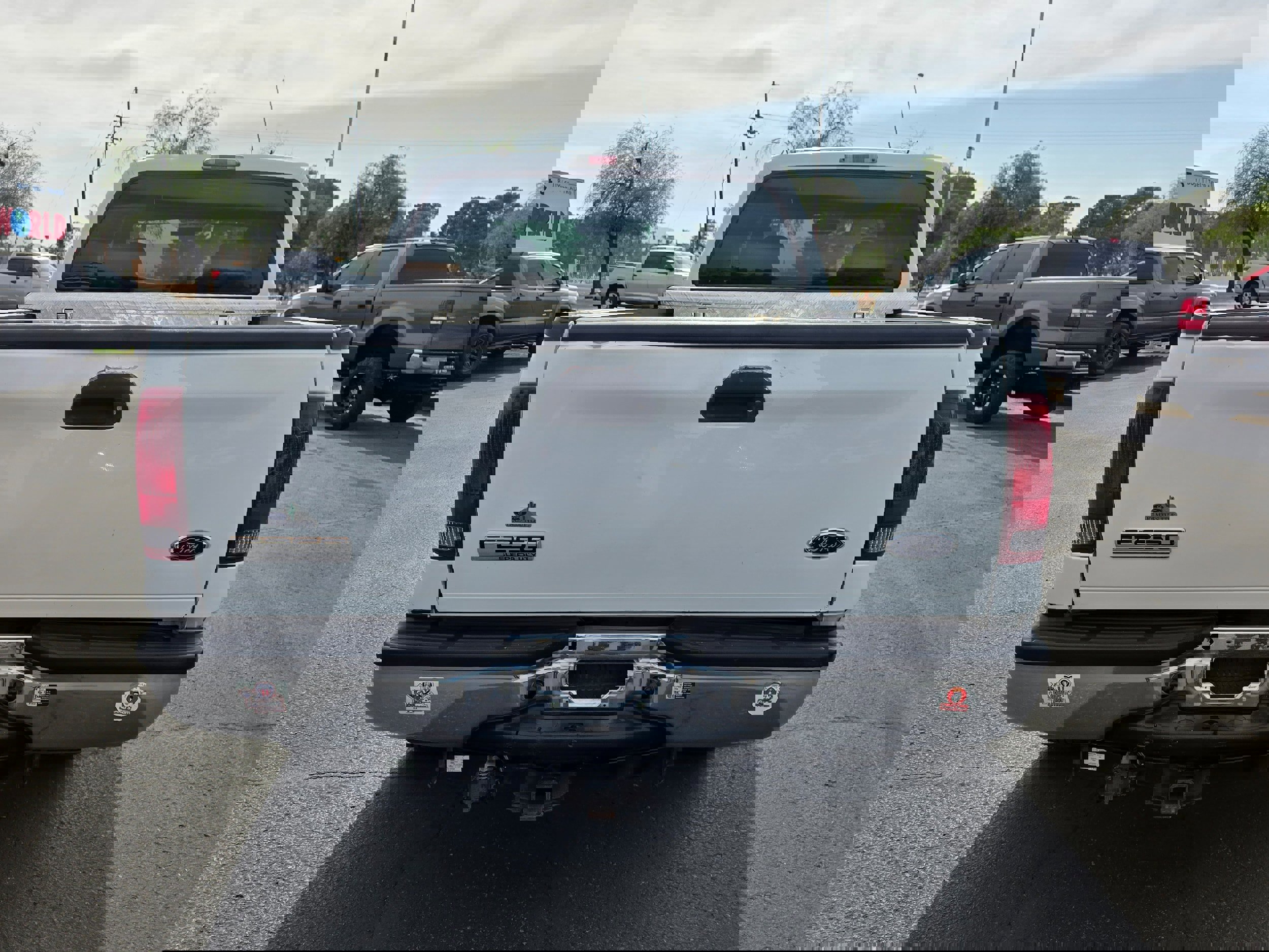 Used 2006 Ford F250 XLT image 4