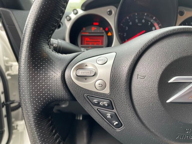 Used 2017 Nissan 370Z Touring Sport RWD image 22