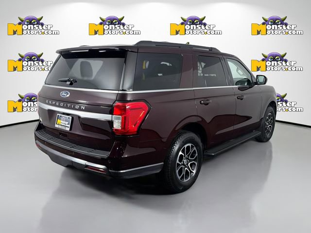 Used 2023 Ford Expedition XLT image 5