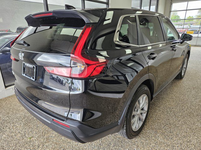 Used 2025 Honda CR-V EX image 2