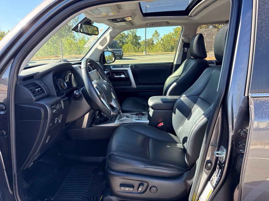 Used 2023 Toyota 4Runner Limited AWD/4WD image 25