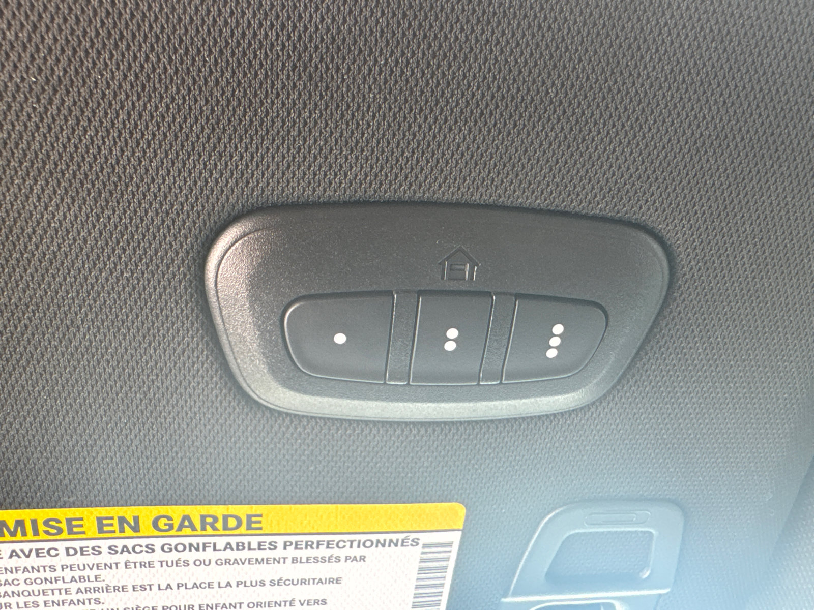 Certified 2025 Jeep Grand Cherokee L Overland w/ Advanced Protech Group III AWD/4WD image 31