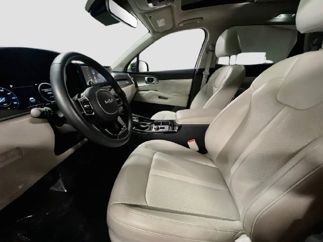 Certified 2023 Kia Sorento SX FWD image 22