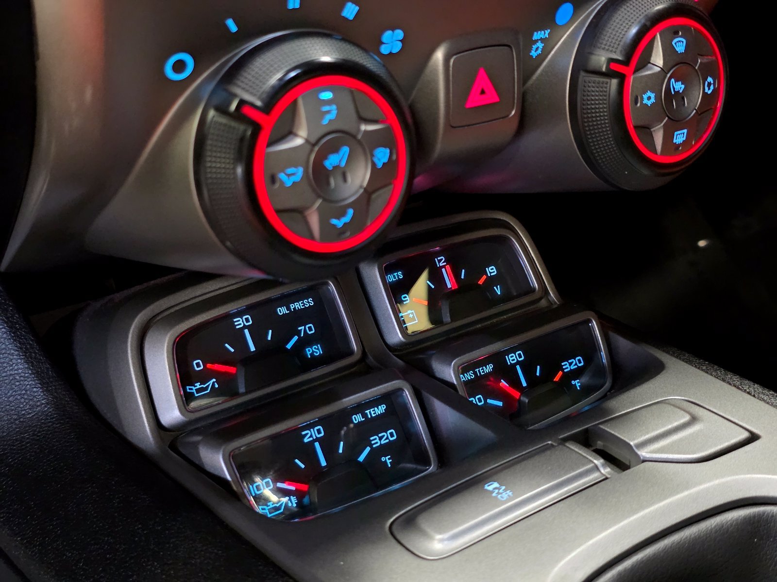 Used 2015 Chevrolet Camaro SS RWD image 30