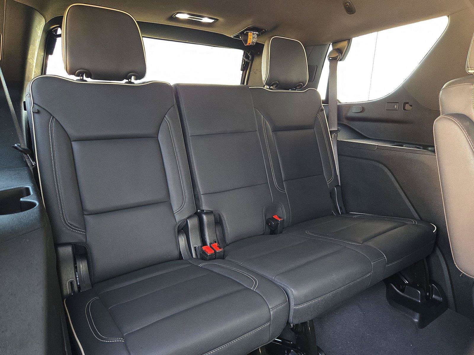 Used 2025 Chevrolet Tahoe Premier AWD/4WD image 30