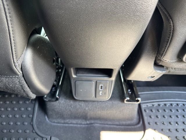 Used 2023 Buick Encore GX Select w/ Sport Touring Package FWD image 25