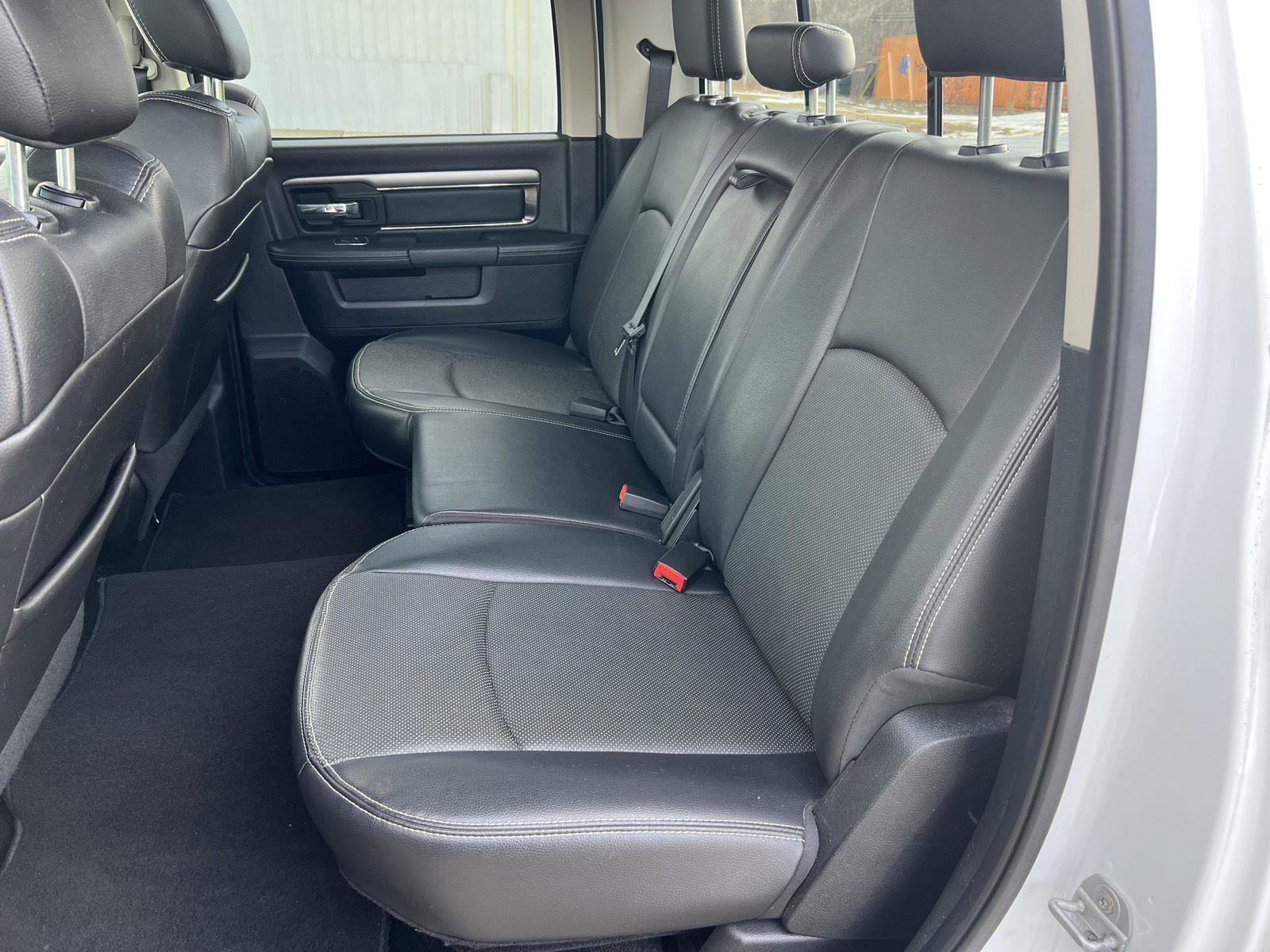 Used 2015 RAM 1500 Sport w/ Remote Start & Security Group image 27