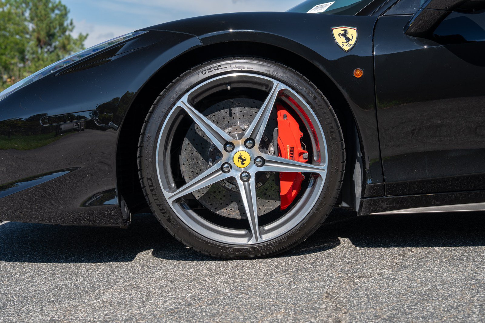 Used 2010 Ferrari 458 Italia Coupe RWD image 9
