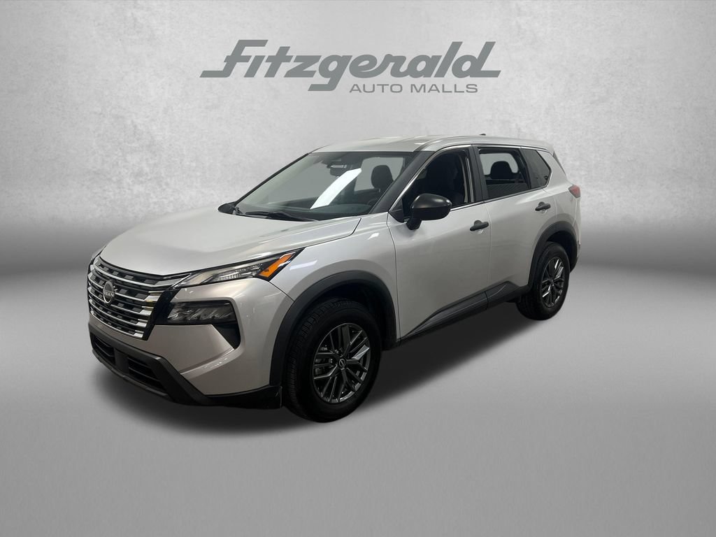 Used 2024 Nissan Rogue S FWD image 1