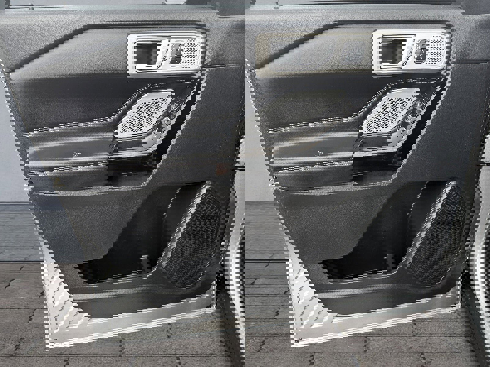 Certified 2022 Ford Explorer ST w/ Equipment Group 401A image 10