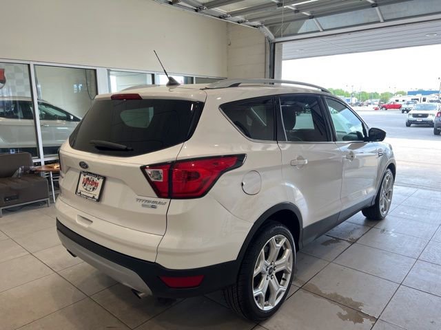 Used 2019 Ford Escape Titanium AWD/4WD image 4