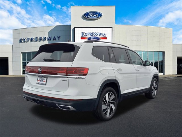 Used 2025 Volkswagen Atlas SE image 6