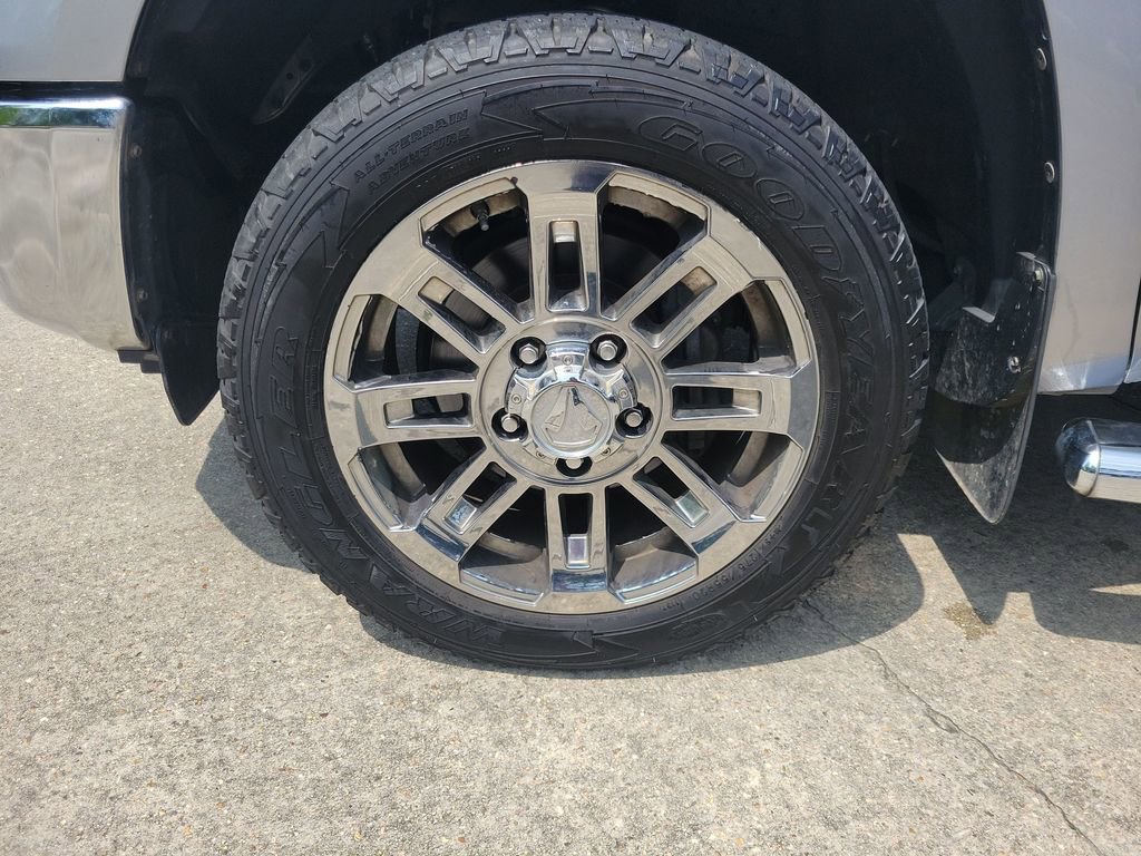 Used 2016 Toyota Tundra SR5 w/ SR5 Upgrade Package RWD image 35