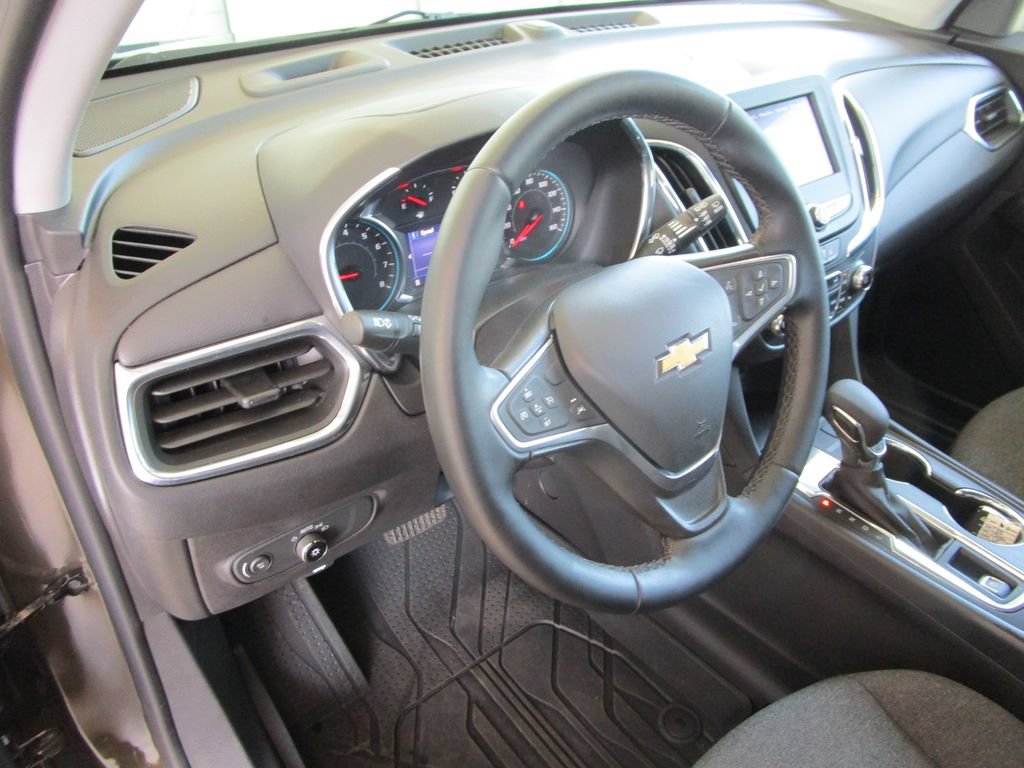 Used 2023 Chevrolet Equinox LT FWD image 28