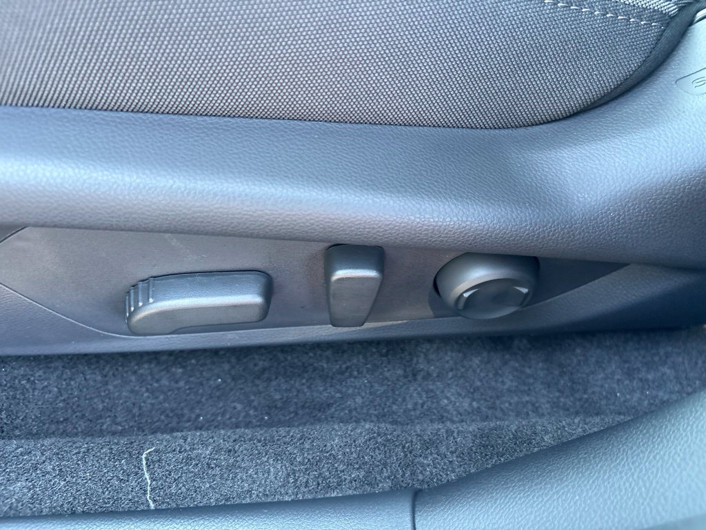 New 2026 Subaru Crosstrek 2.5i Premium AWD/4WD image 17