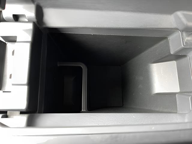 Used 2021 Nissan Rogue SV image 19