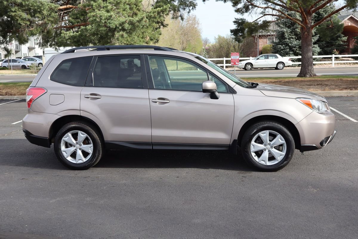 Used 2016 Subaru Forester 2.5i Premium w/ Protection Package #1 AWD/4WD image 3