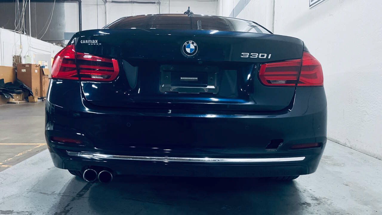 Used 2017 BMW 330i Sedan RWD image 6
