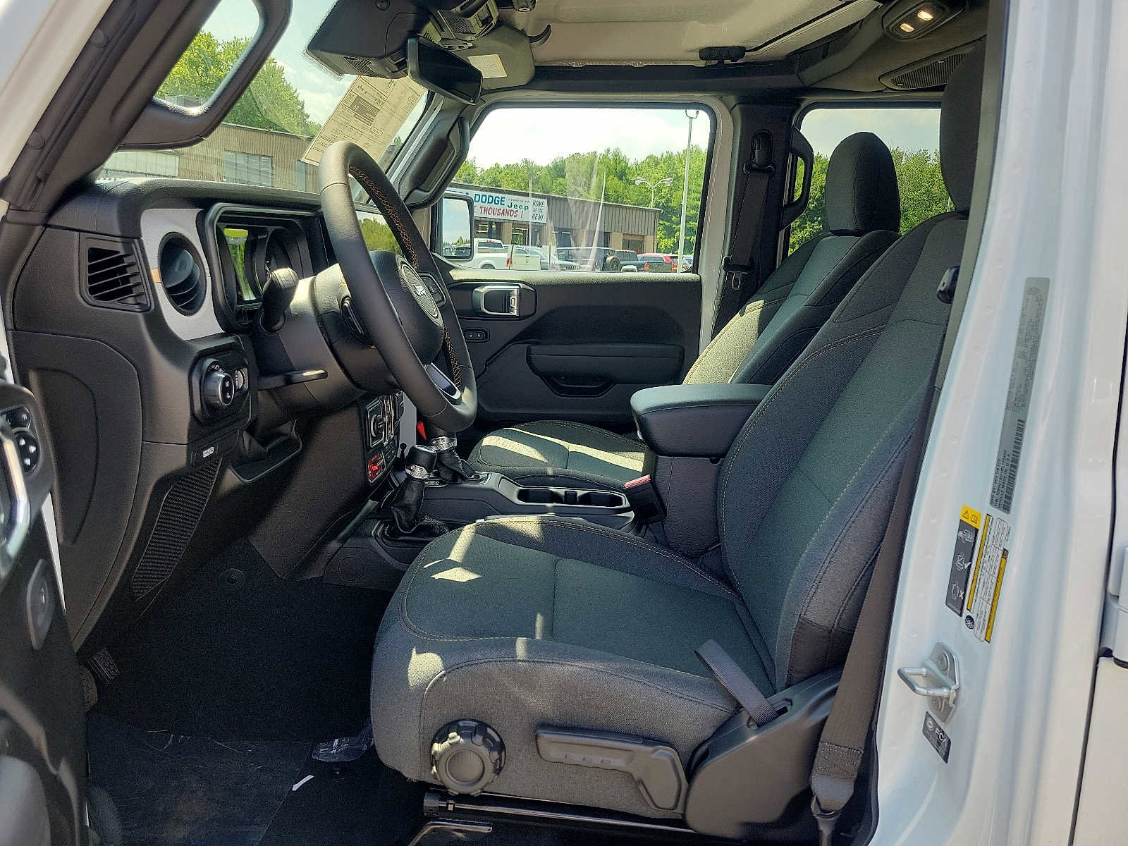 New 2024 Jeep Gladiator Sport image 7