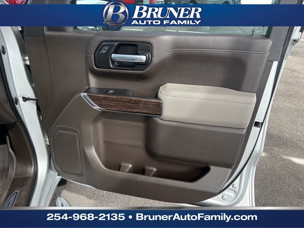 Used 2021 GMC Sierra 1500 SLE w/ X31 Off-Road Package image 16