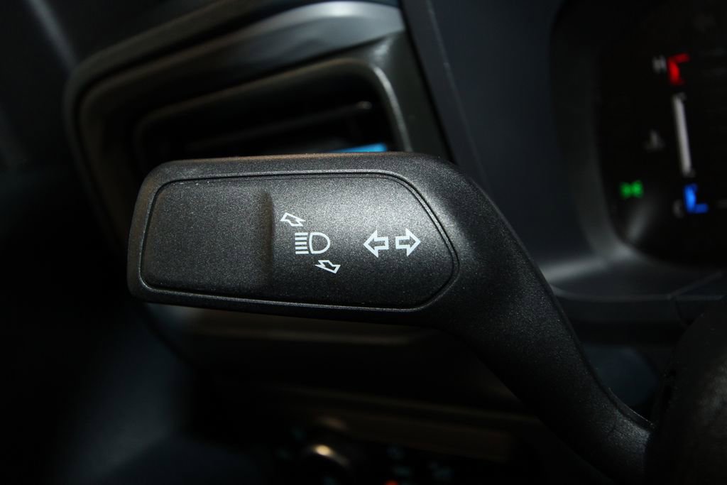 Used 2025 Ford Maverick Lobo image 11