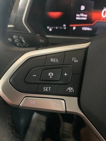 Certified 2024 Volkswagen Tiguan Wolfsburg Edition AWD/4WD image 18
