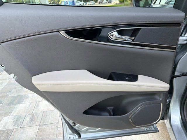 Used 2023 Lincoln Nautilus AWD w/ Premium Package image 17