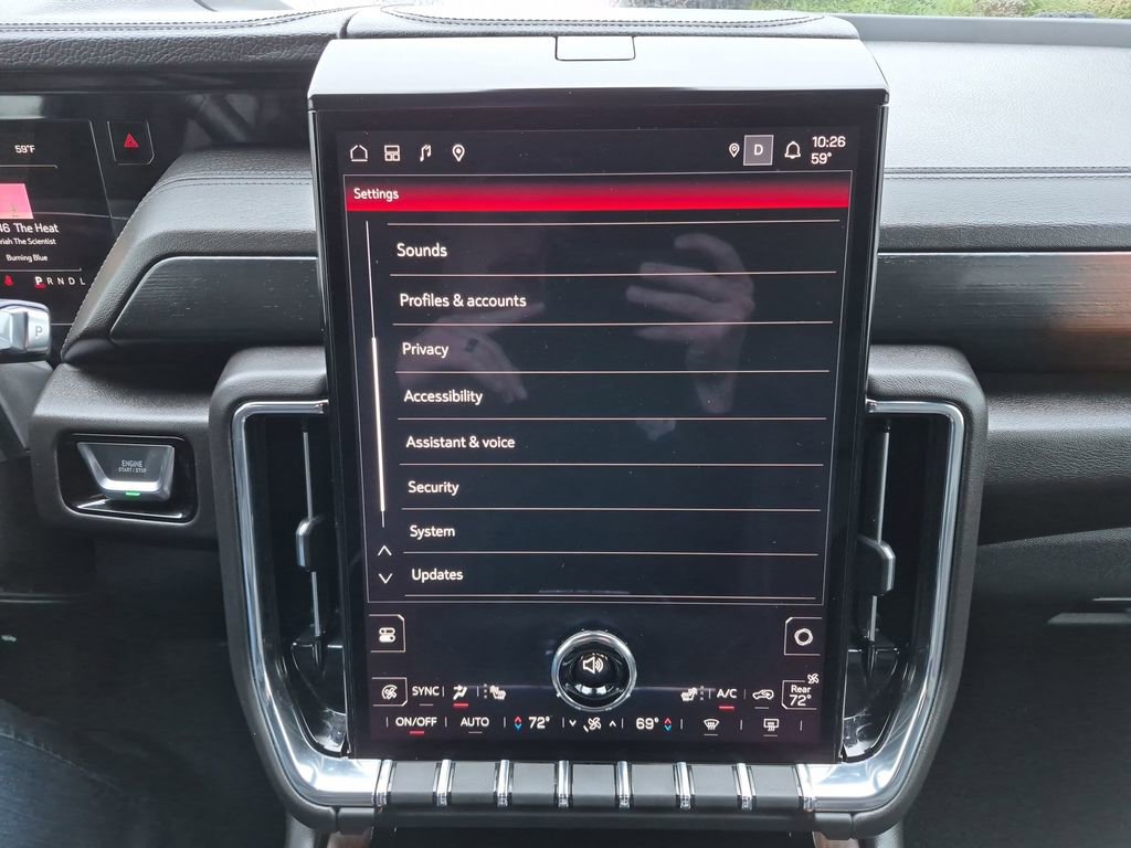 Certified 2025 GMC Yukon Denali RWD image 23