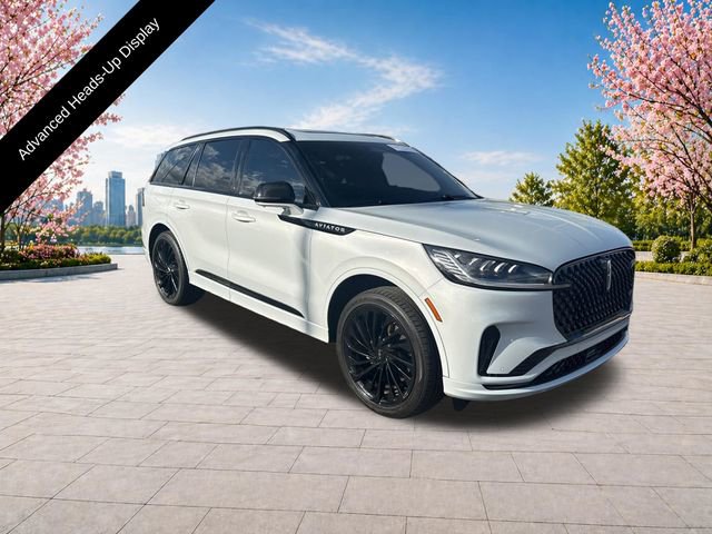 Used 2025 Lincoln Aviator Reserve w/ Jet Appearance Package AWD/4WD image 11