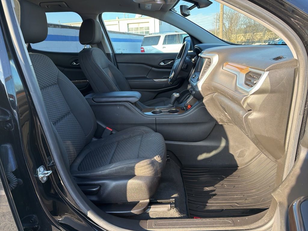 Used 2018 GMC Acadia SLE image 25