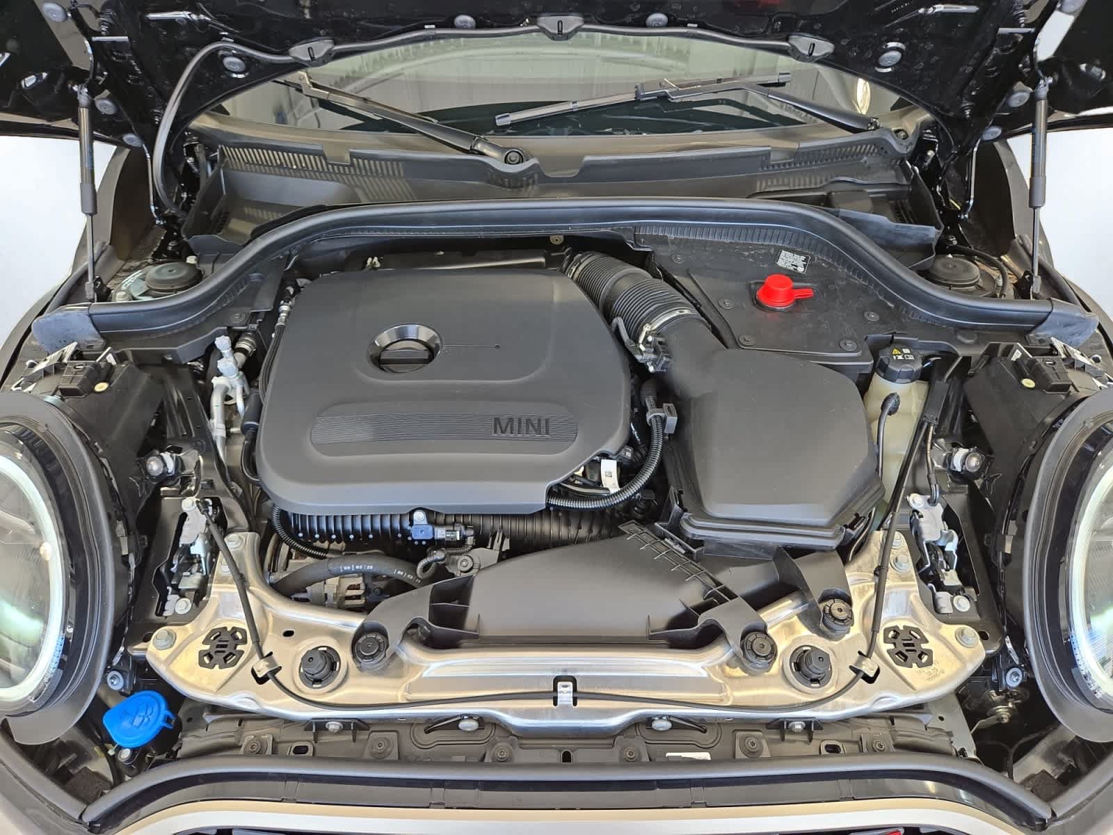 Used 2025 MINI Cooper S FWD image 7