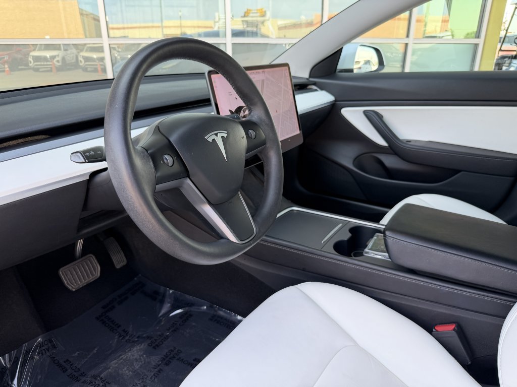 Used 2021 Tesla Model 3 Standard Range Plus RWD image 32
