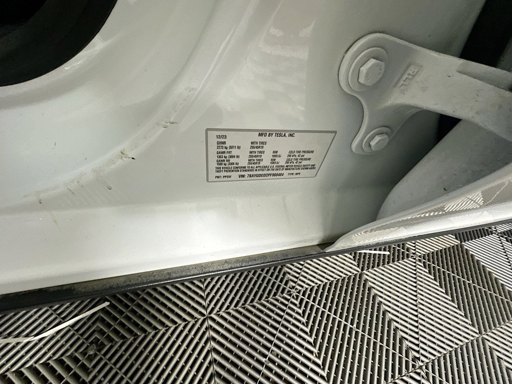 Used 2023 Tesla Model Y RWD image 12