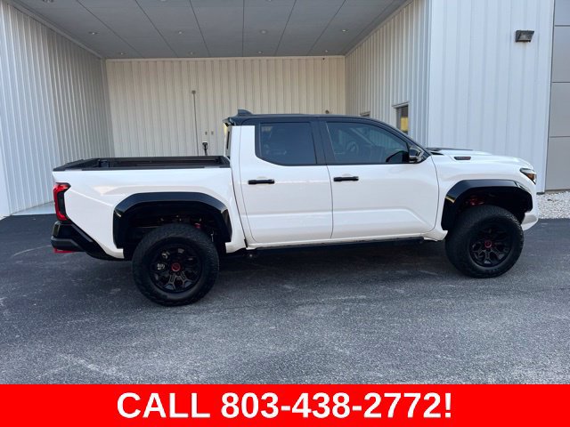 Used 2025 Toyota Tacoma TRD Pro AWD/4WD image 2