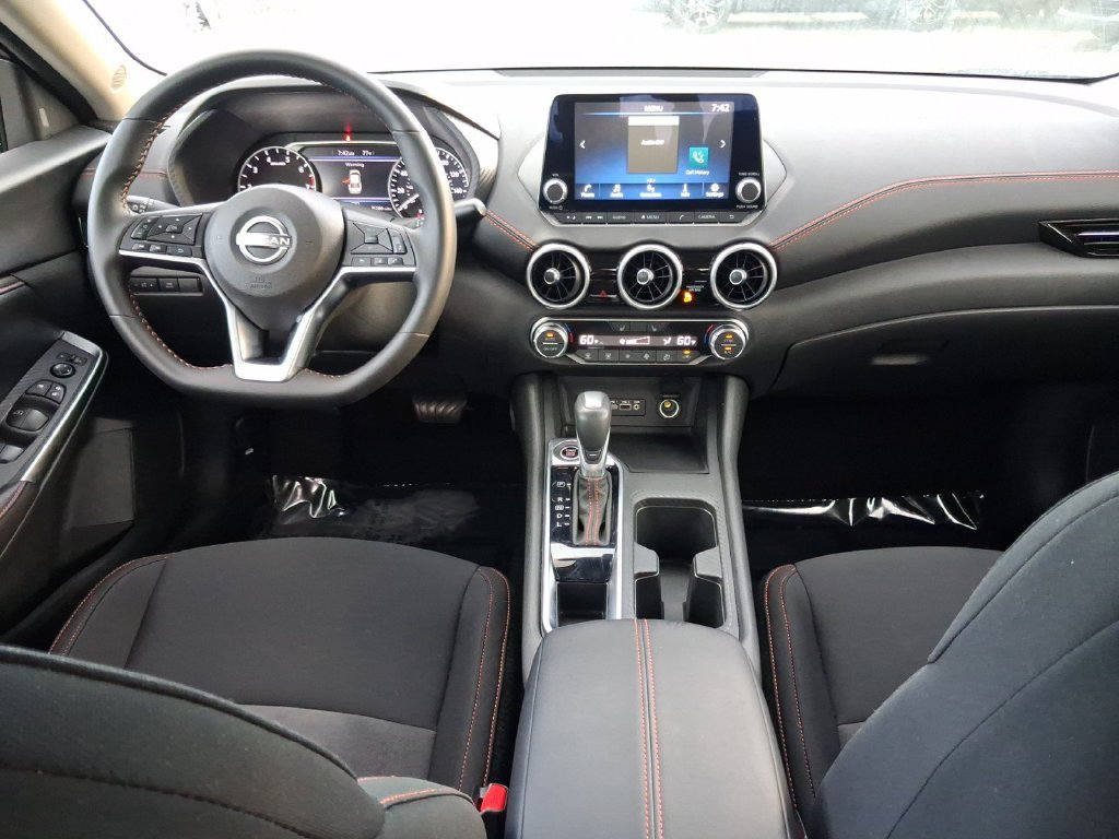 Certified 2025 Nissan Sentra SR w/ Midnight Edition FWD image 17