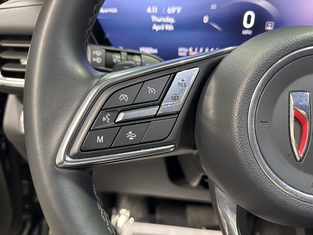 Used 2025 Buick Envision Preferred image 21