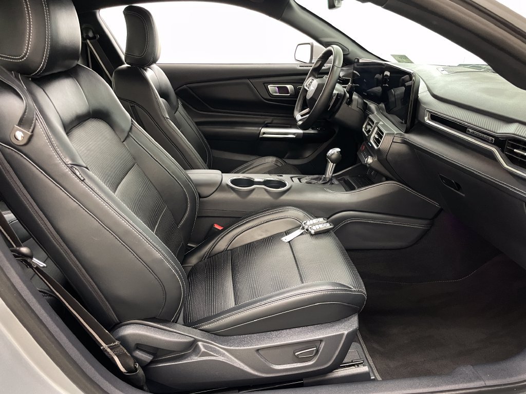 Used 2024 Ford Mustang GT Premium RWD image 34