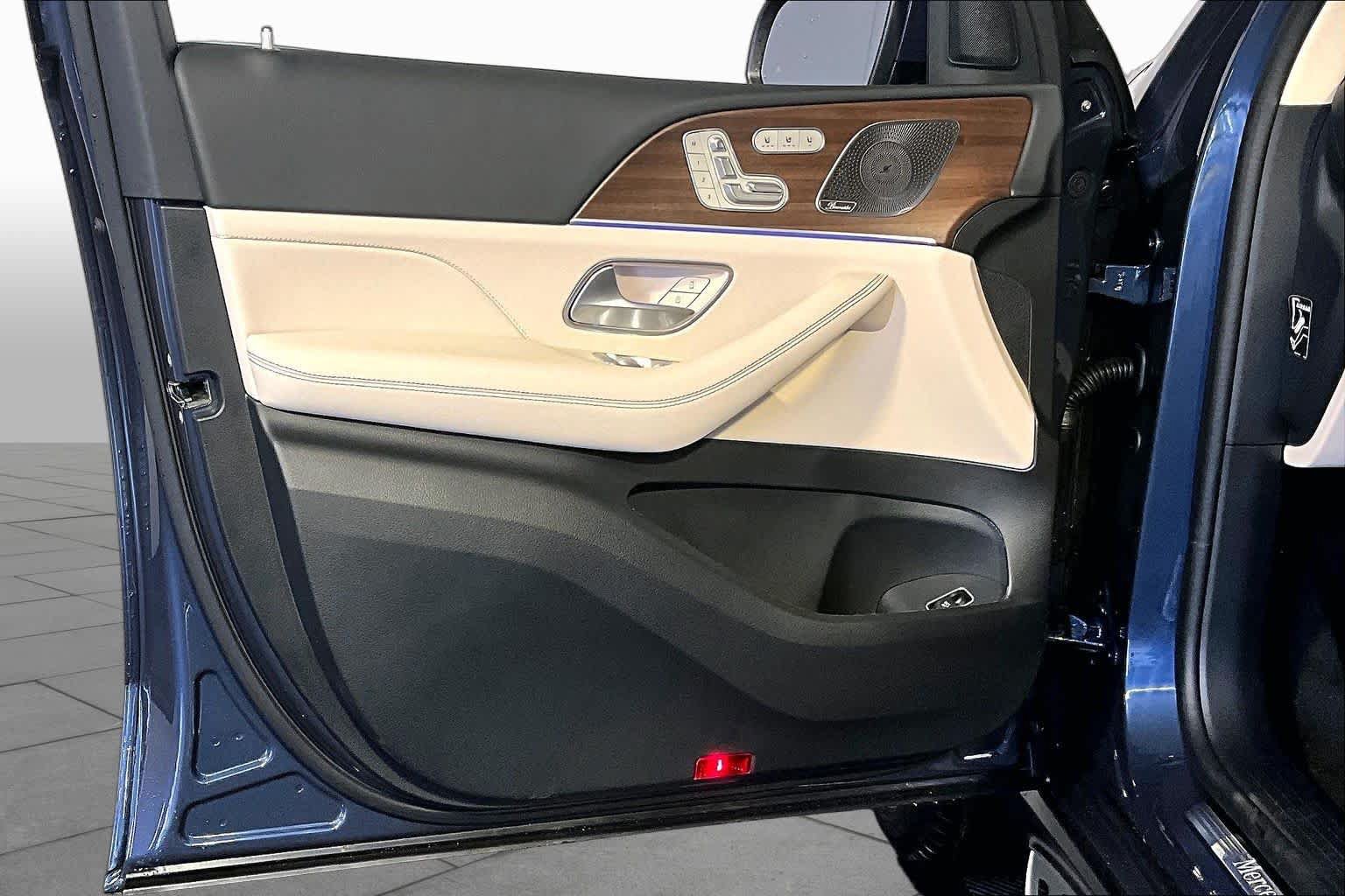 New 2026 Mercedes-Benz GLE 350 4MATIC image 11