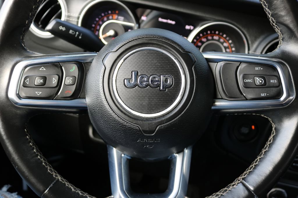 Used 2018 Jeep Wrangler Unlimited Sahara AWD/4WD image 22