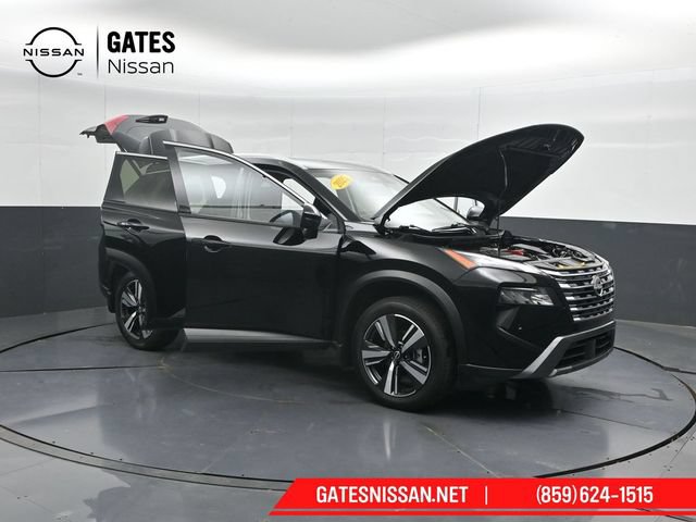 Used 2025 Nissan Rogue SL AWD/4WD image 59