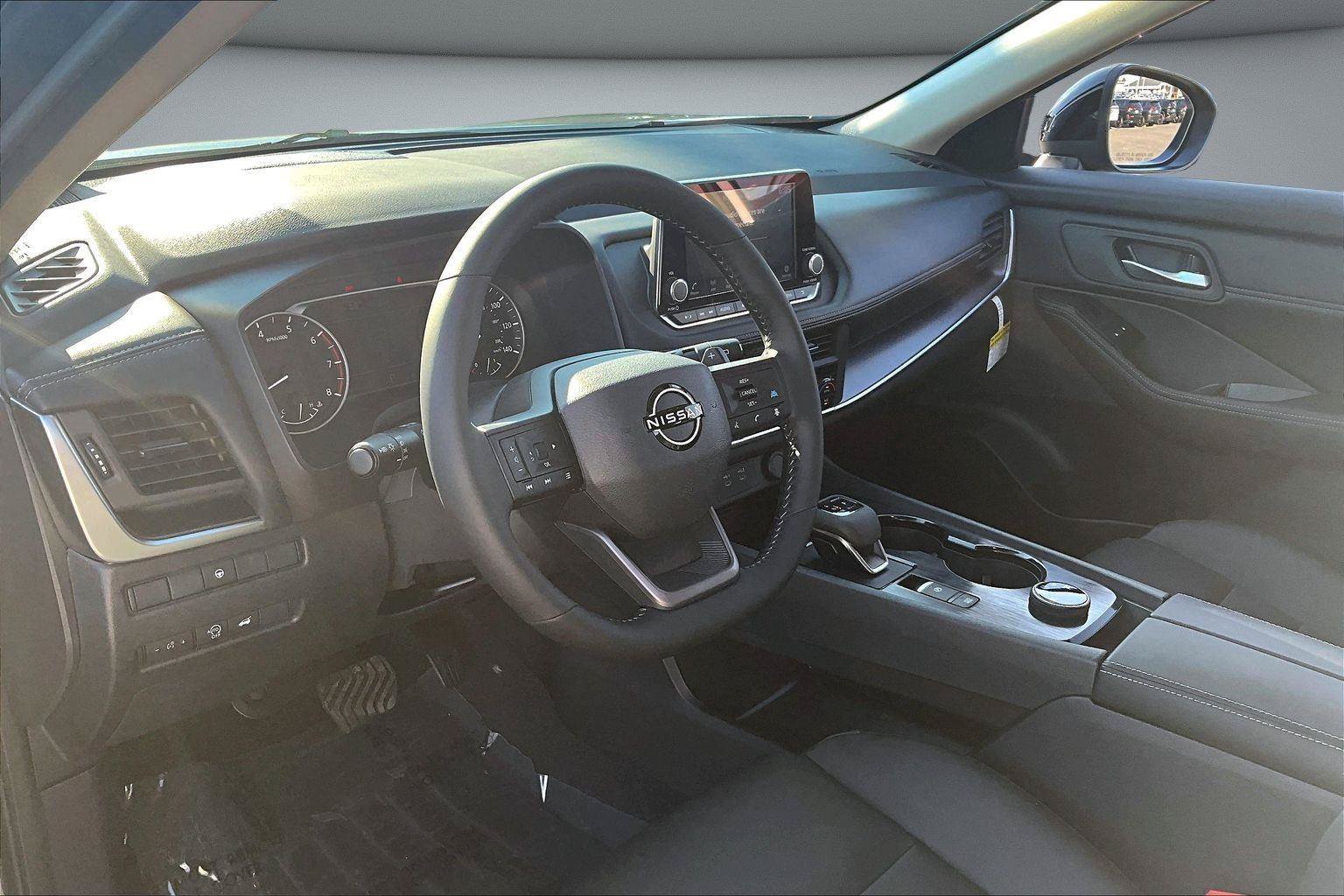 New 2026 Nissan Rogue Dark Armor AWD/4WD image 8