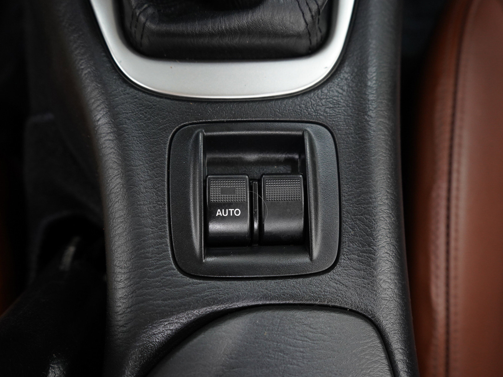 Used 2002 MAZDA MX-5 Miata SE RWD image 19