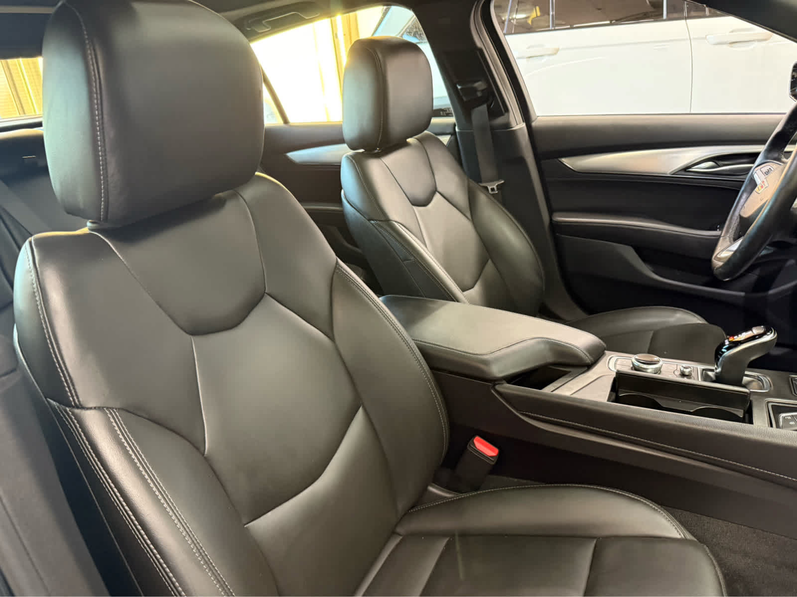 Used 2024 Cadillac CT5 Luxury w/ Sun And Sound Package AWD/4WD image 31